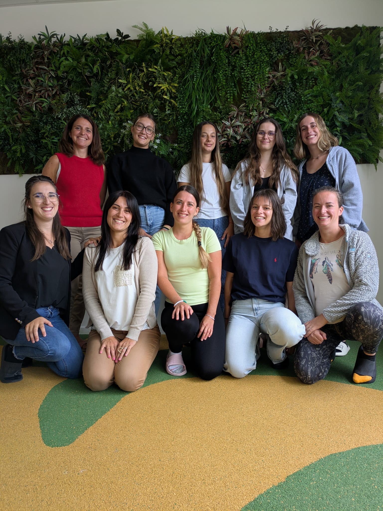 Equipe 2025 2026 Crèche Les Lillotines extérieur